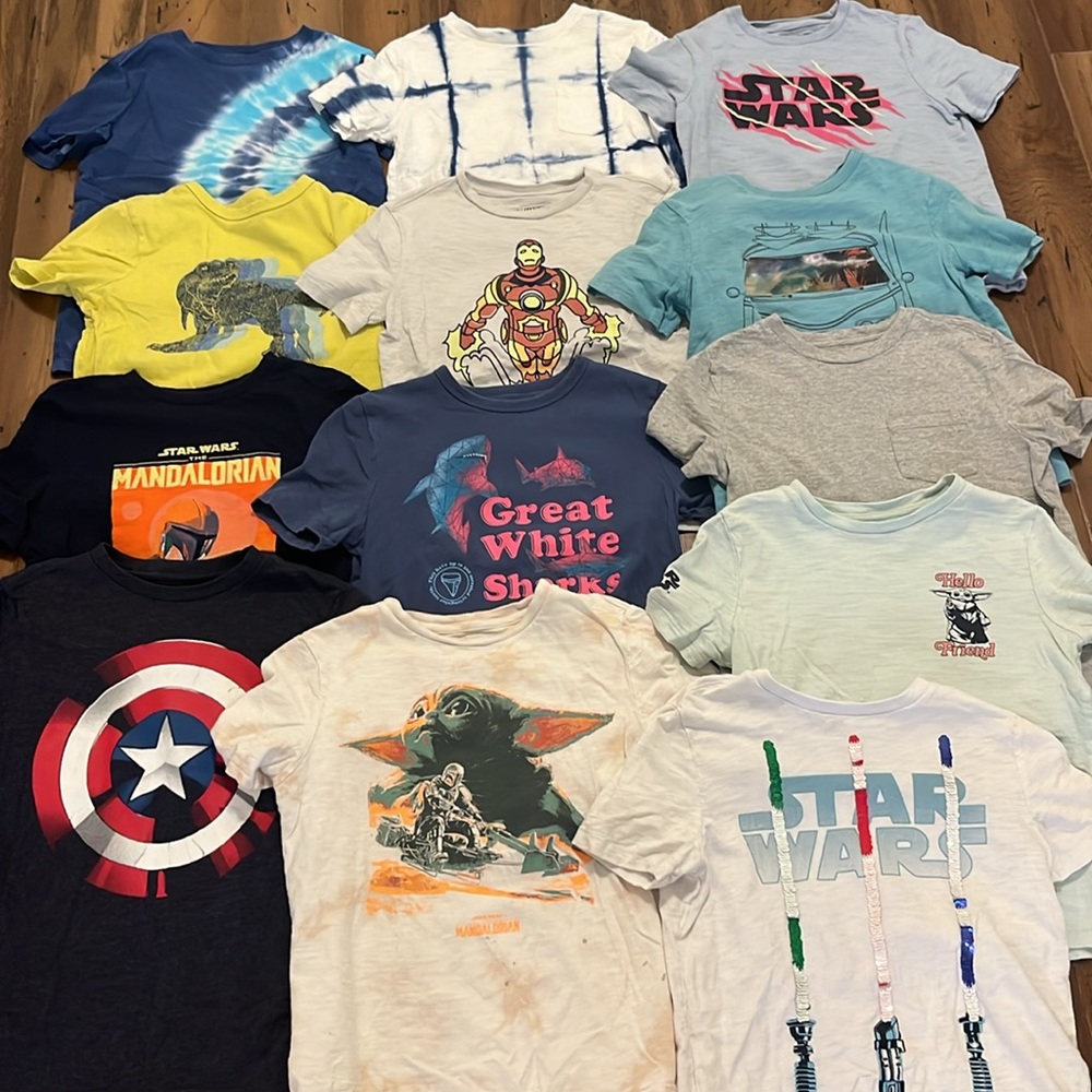 GAP Short sleeve bundle of 13 size medium - Picture 2 of 3
